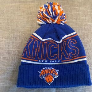 New York Knicks NBA Ski Winter Hat Beanie Pom Pom